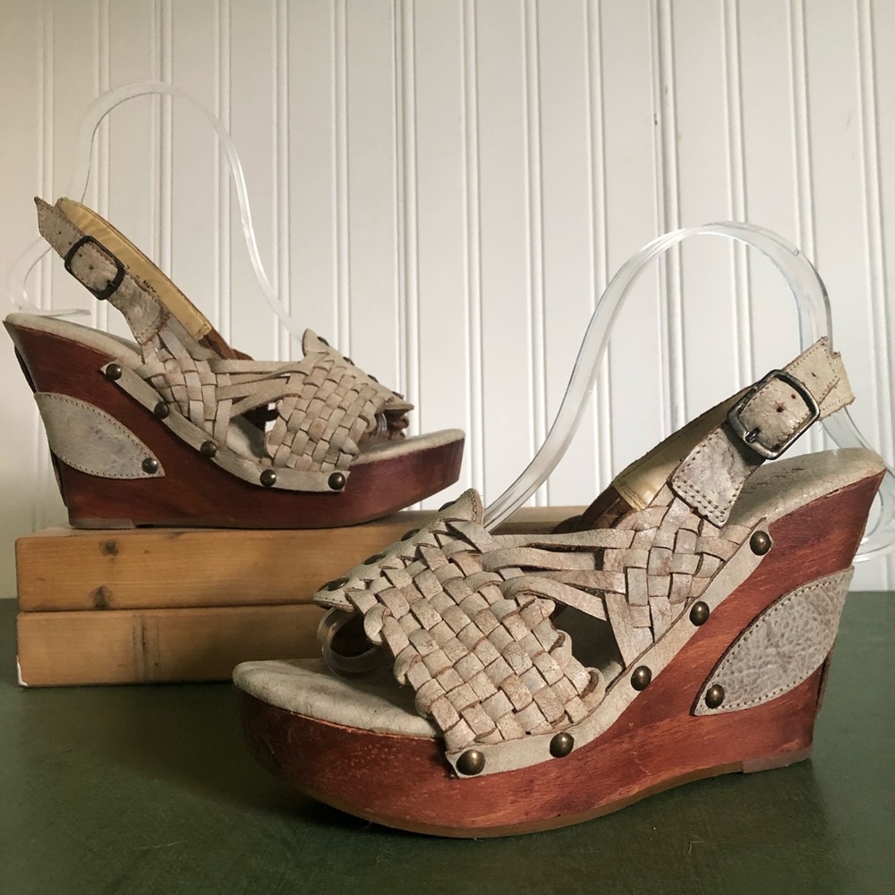 Bed Stu LIBERTY Wood Heeled Sandals in Natural